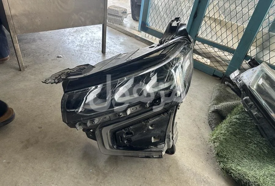 Lights Chevrolet Tahoe 2023-2024