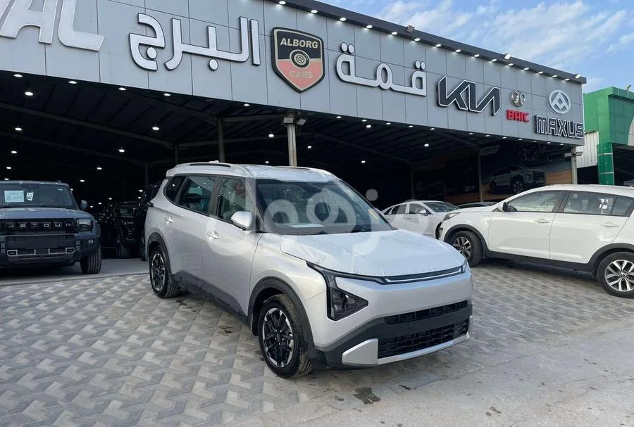 Kia Cairns 2026, Mid Option, Screen, Rear Camera - Dammam