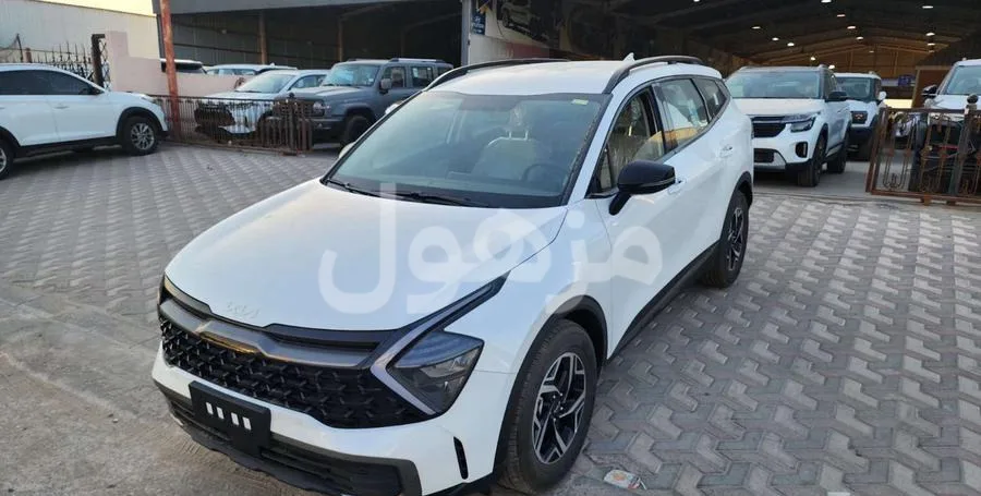 Kia Sportage Standard 2026 offers from Al Qiyadah Motors