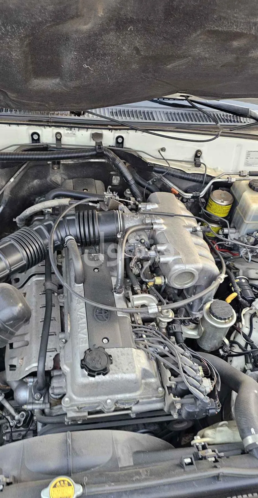 Land Cruiser GXR 2005. 2006. 2007 engine