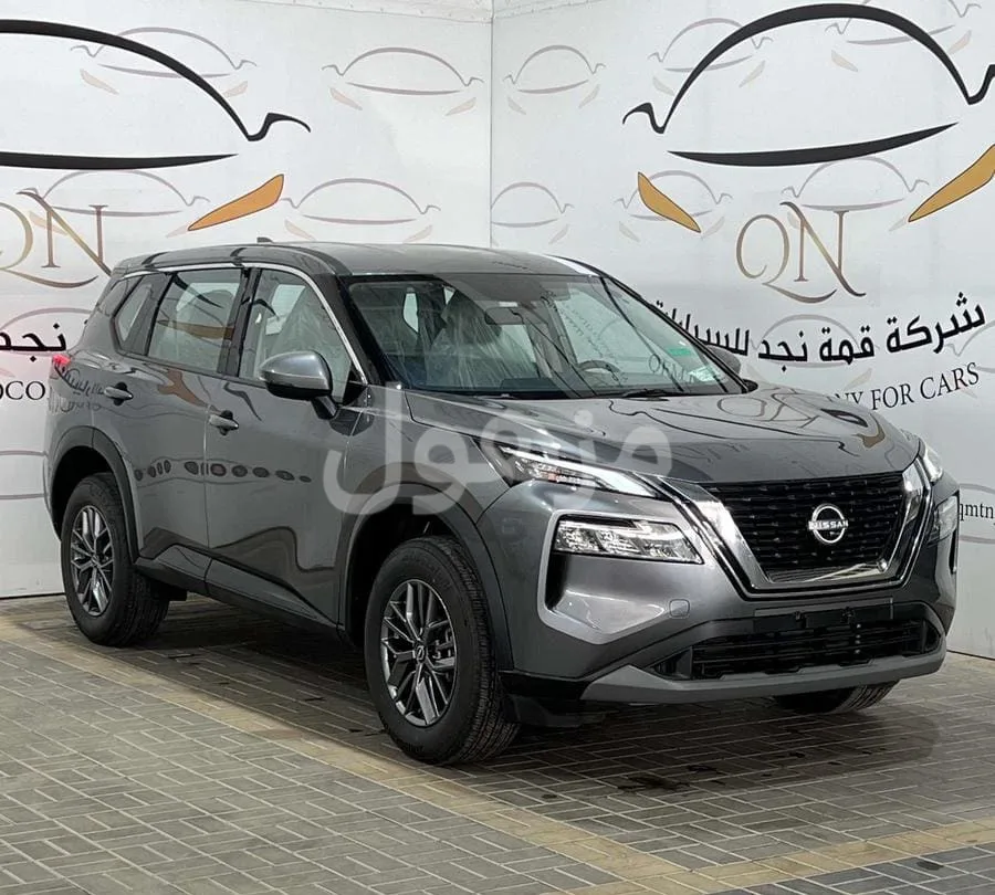 Nissan X-Trail Standard, 5 seats, without double, Saudi petrol, 2026