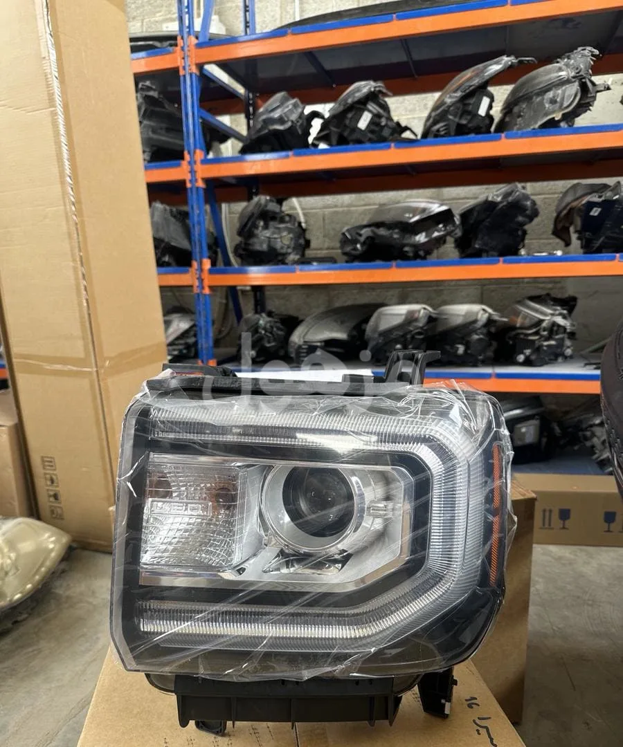 Right and left headlights for Sierra 2016-2017-2018, commercial, new.