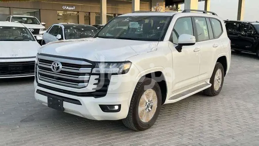 Toyota Land Cruiser GXR No. 2 2026, 4WD, Petrol, Automatic - Riyadh