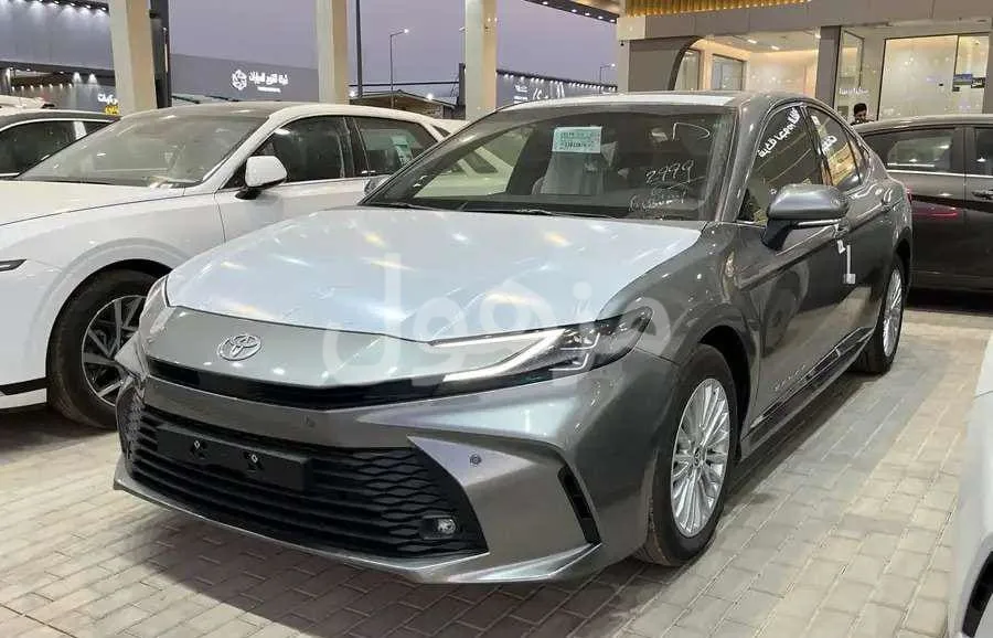 Toyota Camry E-PLUS Hybrid 2026