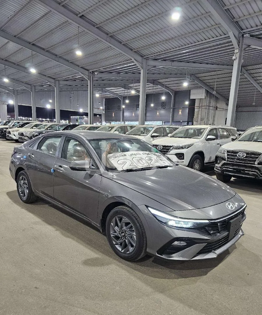 Hyundai Elantra 2026 Smart, Screen and Rear Camera - Dammam