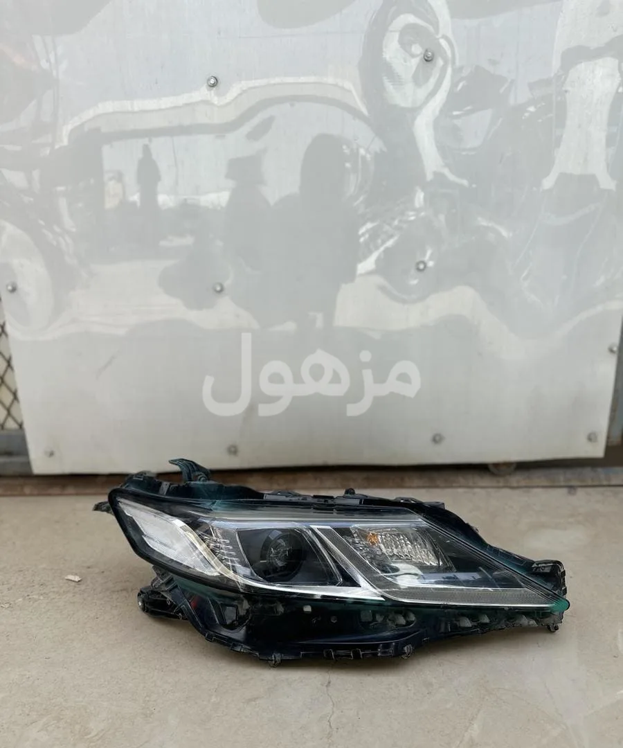 شمعه يمين كامري 2021-2022-2023-2024 بدوون لحام وكاله اصلي