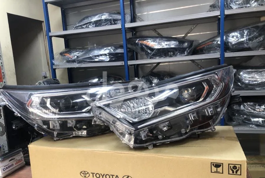2020 RAV4 headlights, full option