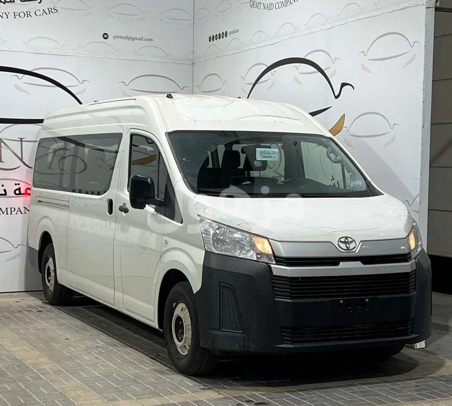 Toyota Bus 2026, High Roof, Manual, Diesel - Riyadh