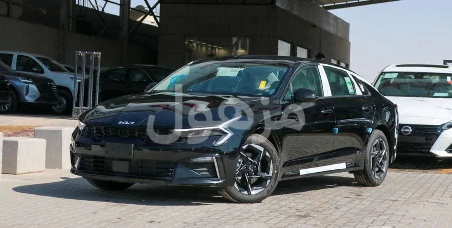 Kia K5 Standard upgraded 2026 panoramic sunroof cash - installments