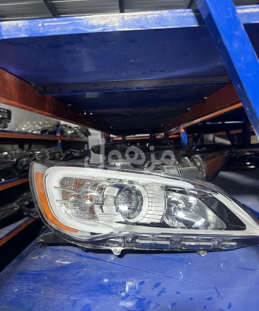 Right headlight for Cadenza 2011-2012-2013, original from the agency, new.