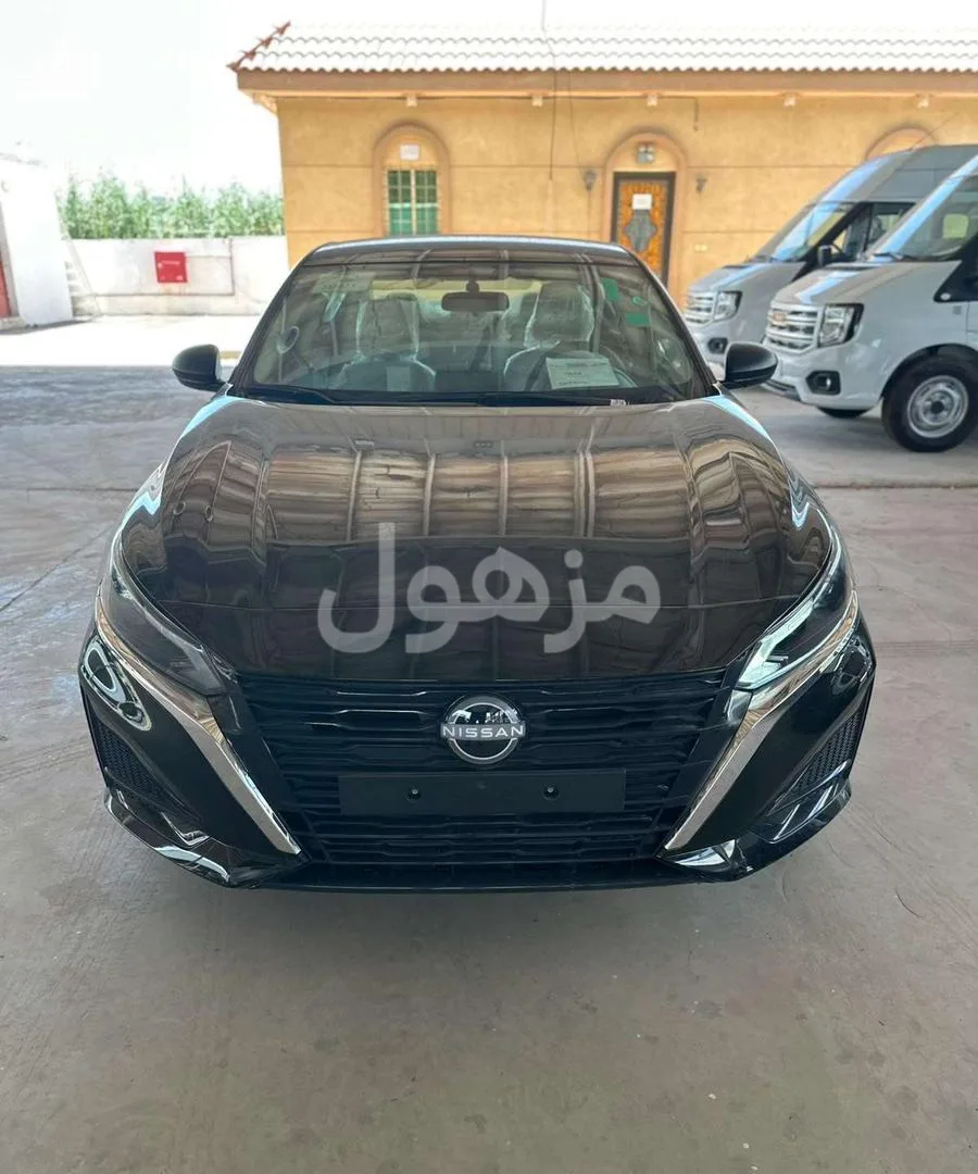 نيسان التيما S 2026 شاشة معلومات حساسات خلفية - الدمام