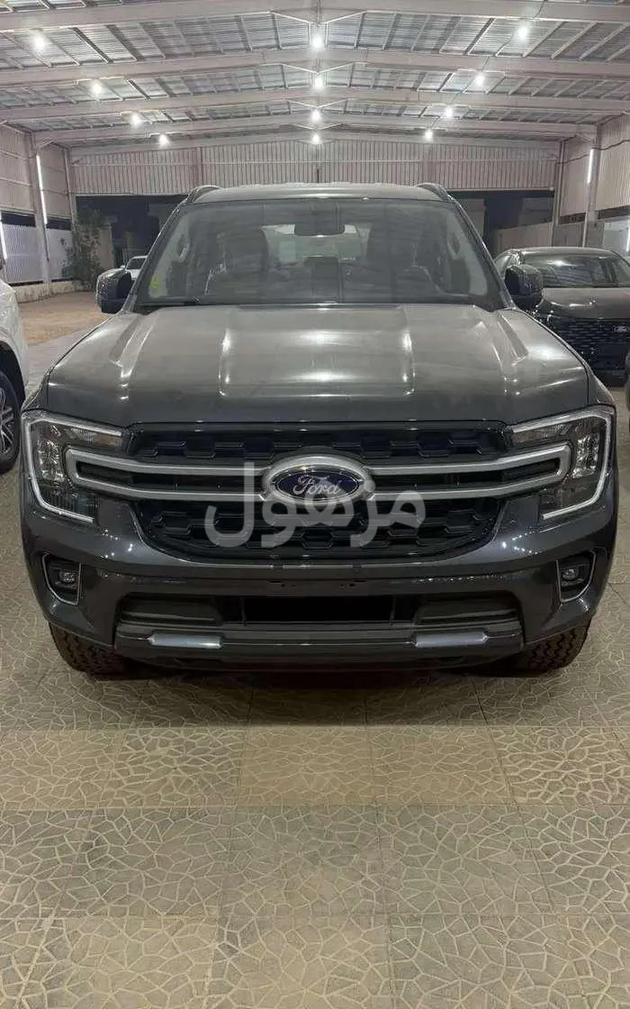 فورد ايفرست 2025 XLS شاشة وكاميرا خلفية - الرياض