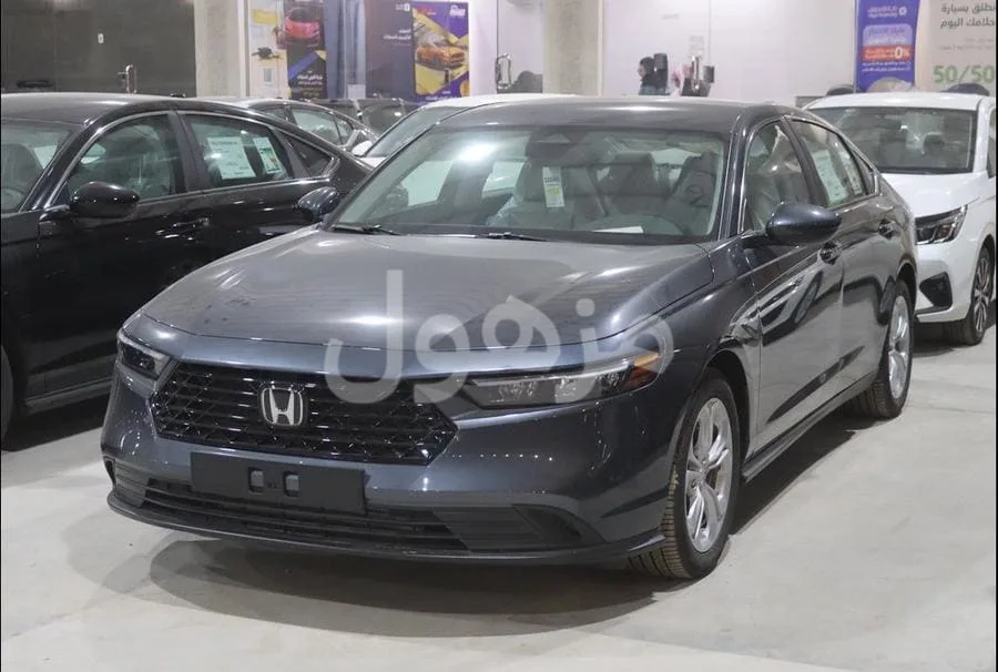 هوندا اكورد LX 2025 ستاندر قير أوتوماتيك بنزين - الدمام
