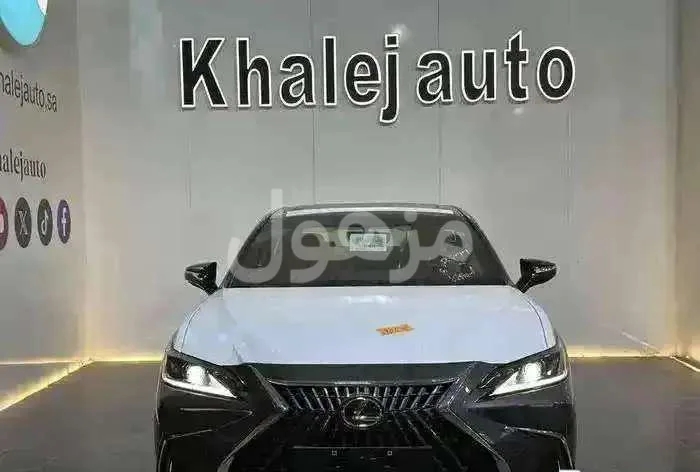 Lexus ES 250 2025, Automatic, Sunroof - Jeddah