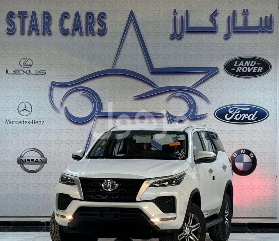 تويوتا فورتشنر 2026 شاشة وكاميرا حساسات امامية وخلفية - الرياض