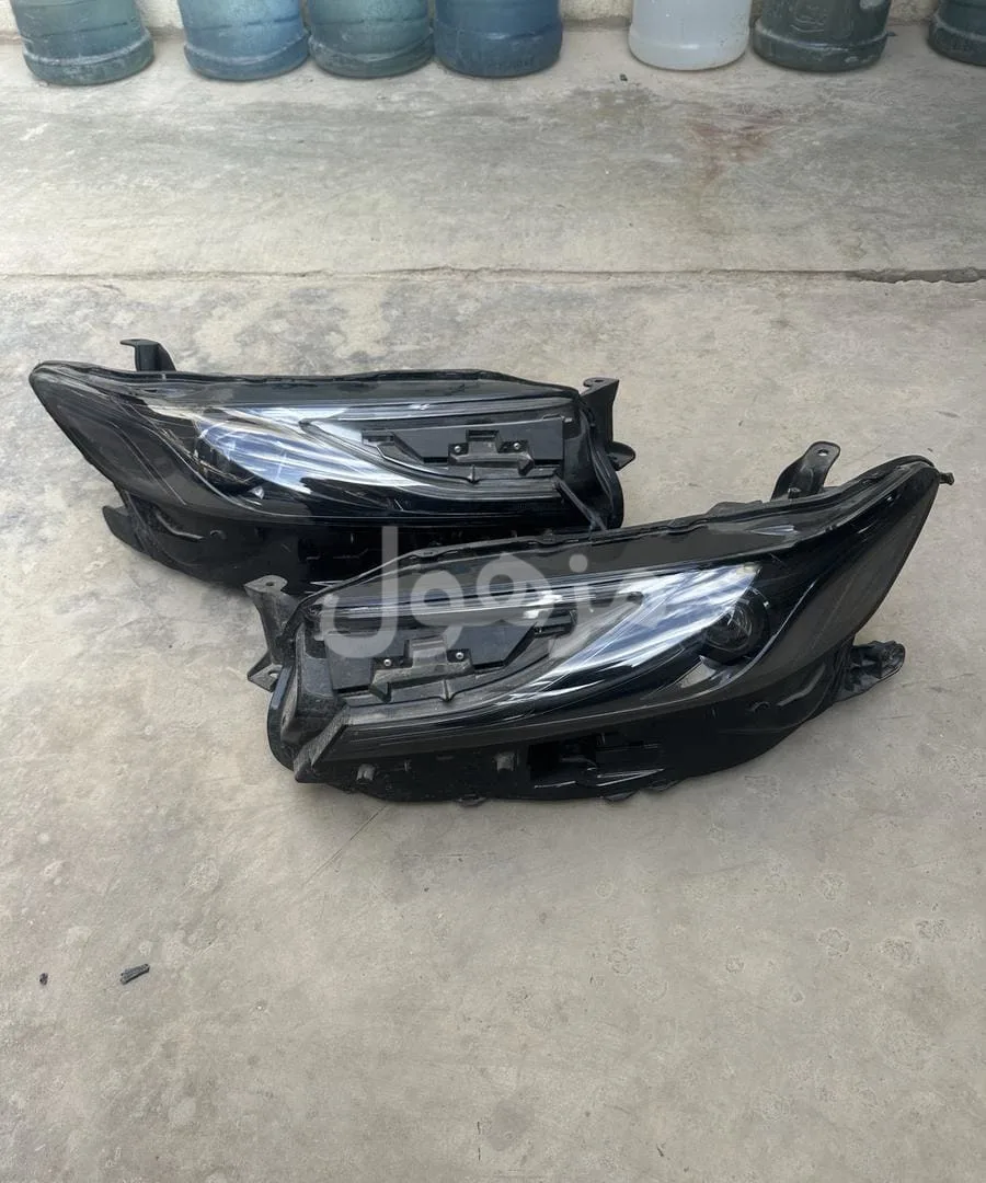 Camry 2025 headlights right and left standard and full genuine dealer
