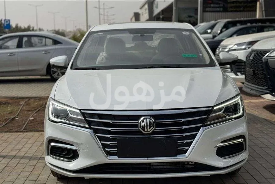 MG 5.0 2025 Standard, Screen, Fabric Seats, Cruise Control - Riyadh