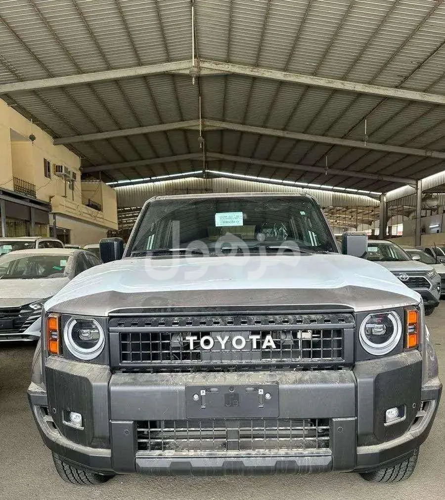 Toyota Land Cruiser Prado TX2 2026, Petrol, Low and High Range 4WD - Riyadh