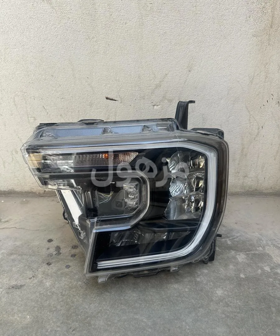 Left headlight Ford Ranger Everest Raptor 2022-2023-2024-2025 original