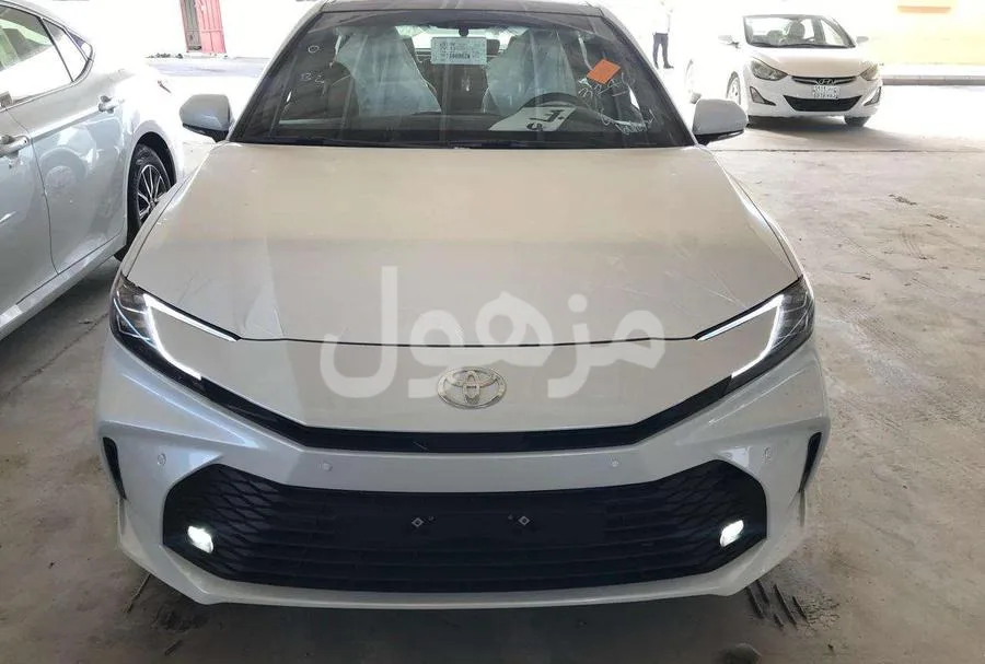 Toyota Camry LE 2026 Hybrid, 8-inch Screen - Dammam