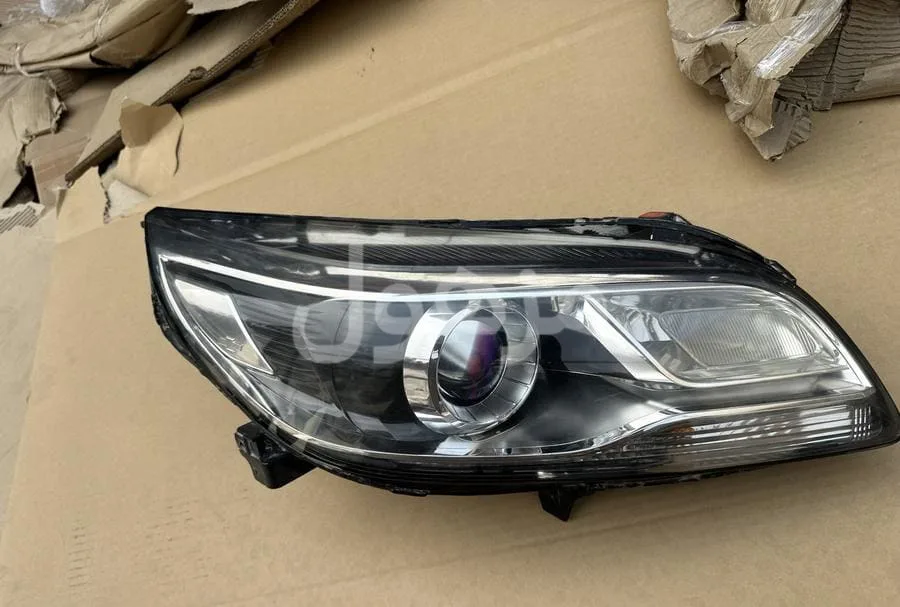 Right xenon headlight Malibu 2014-2015-2016 original from the dealer