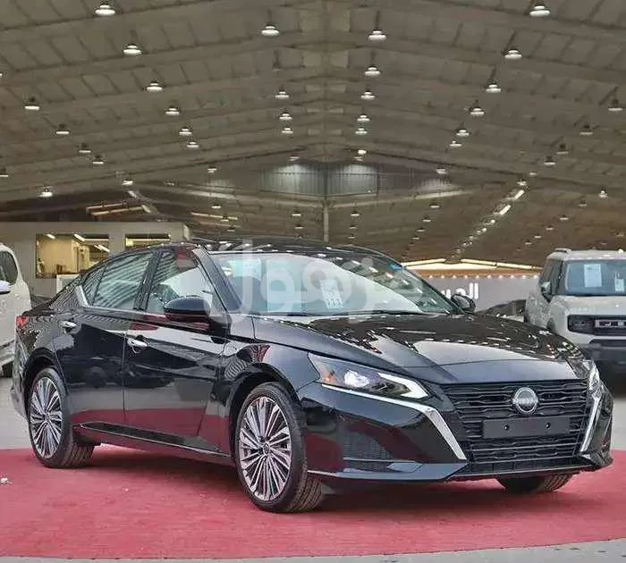 نيسان التيما SV نص فل 2026 فتحة سقف - الرياض