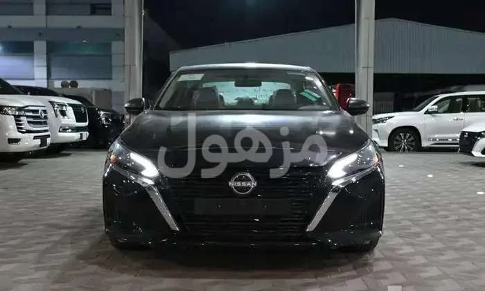 Nissan Altima Standard S model 2025 cash and installments