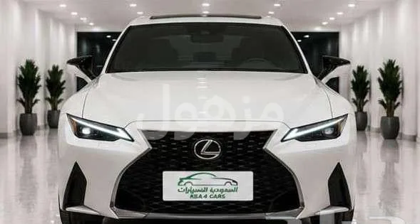 Lexus IS350 standard Qatari 2025 best instalment price in the Kingdom