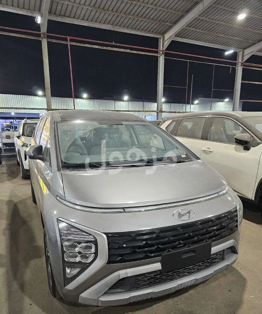 Hyundai Stargazer 2025 Automatic 1500cc - Khamis Mushait