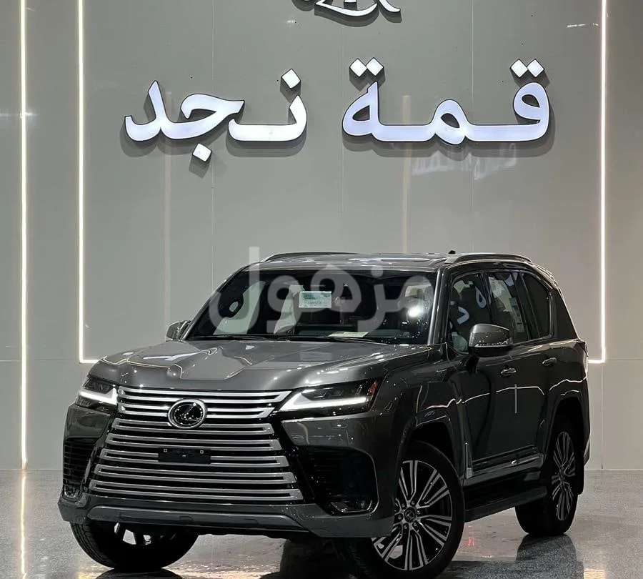 Lexus LX600 2026, New, Sunroof, Rear Screens - Riyadh