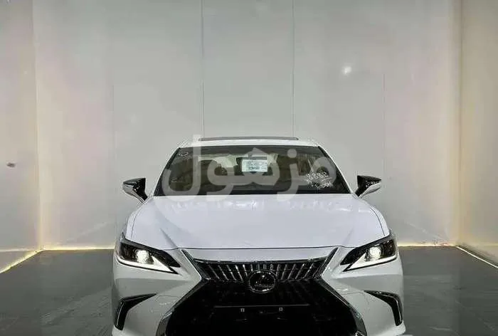 Lexus ES 2025, New, Automatic, Petrol - Jeddah