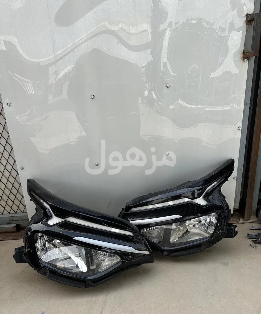 شمعات كيا كارينز 2022-2023-2024-2025 يمين ويسار اصلي وكاله