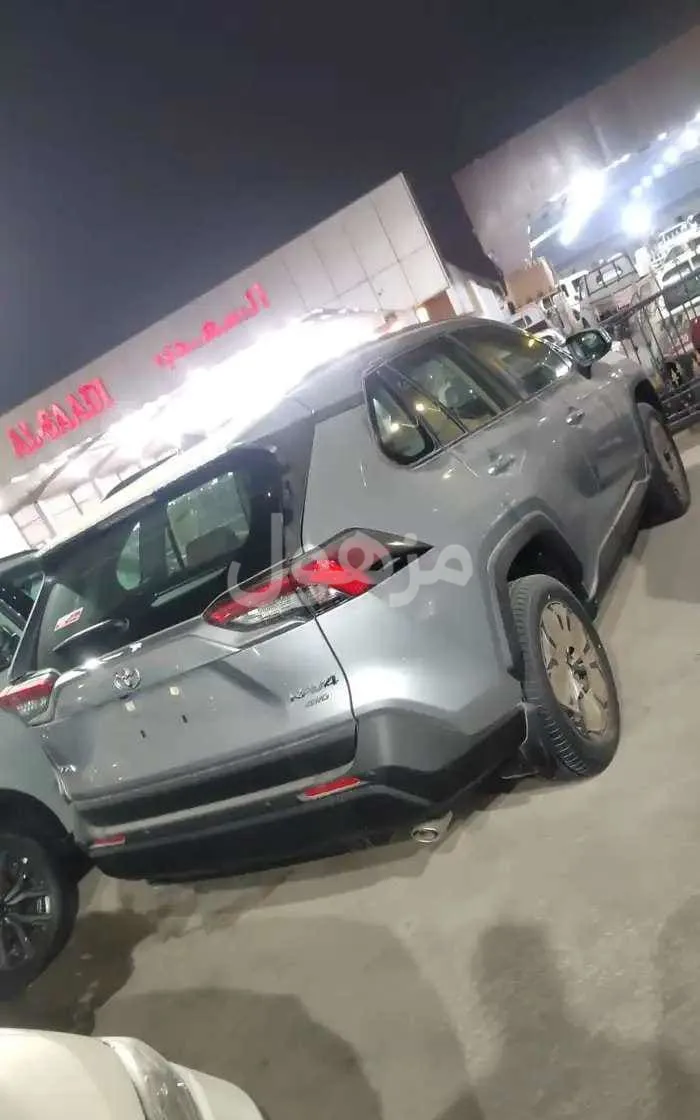Toyota RAV4 2025, Mid Option XLE, Apple CarPlay - Al Khobar