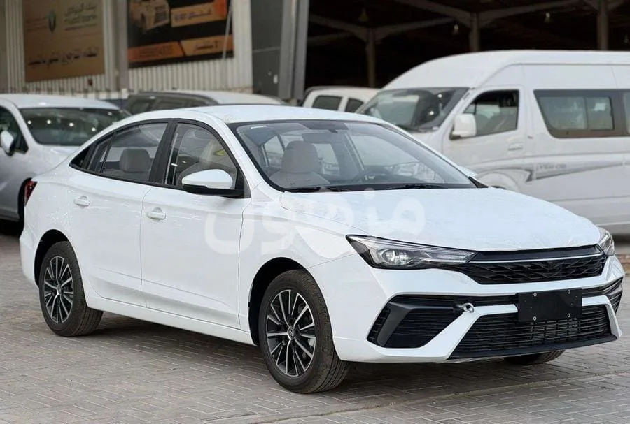 MG 5 Standard 2026 New Shape, zero kilometers.