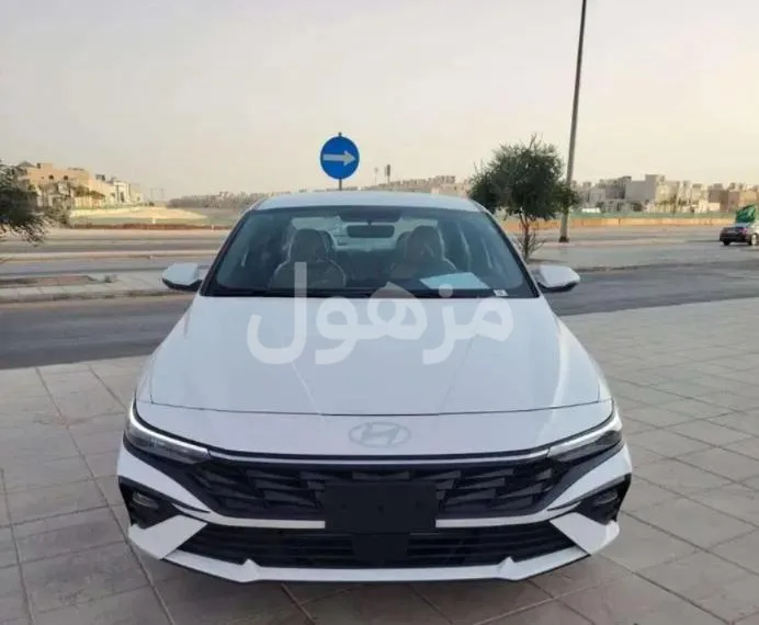 Hyundai Elantra 2026 Smart Plus, Screen, Rear Camera - Taif