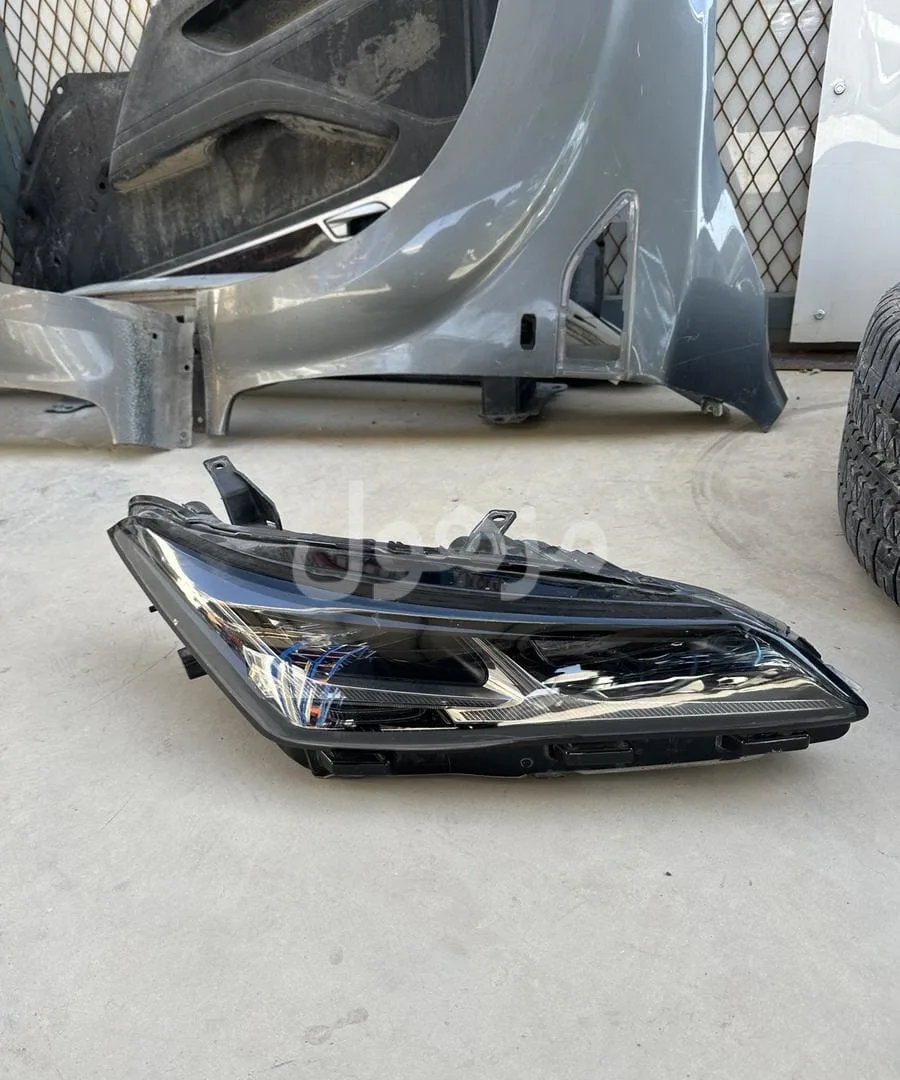 Avalon right headlight, premium, genuine, 2020-2021-2022-2023