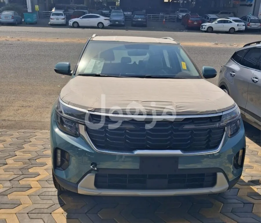 Kia Seltos 2026, Mid Option, Automatic, Panoramic Roof - Jeddah