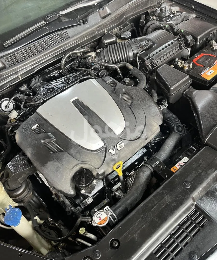 Azera Cadenza engine