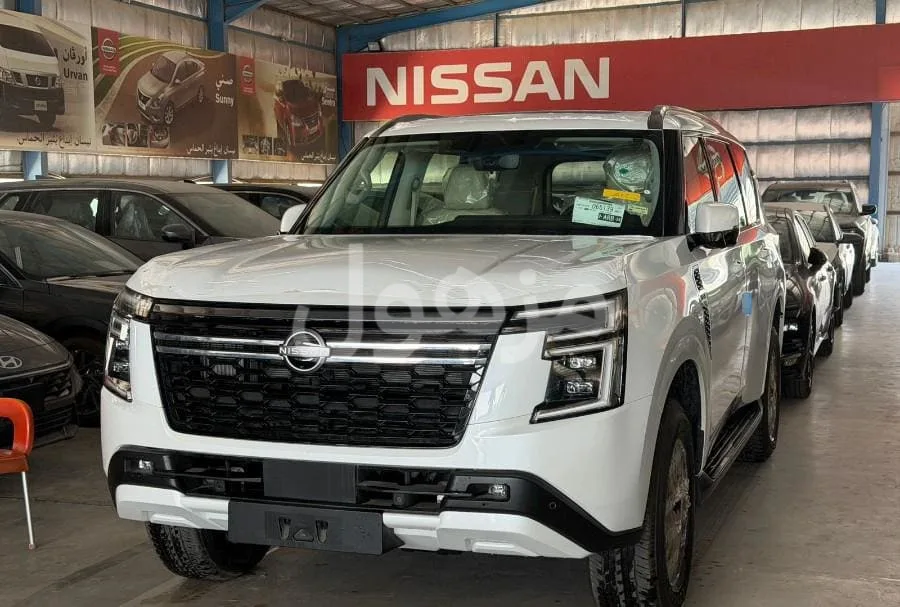 نيسان باترول SE2 2026 مقاعد جلد بيج وكاميرا خلفية - الدمام