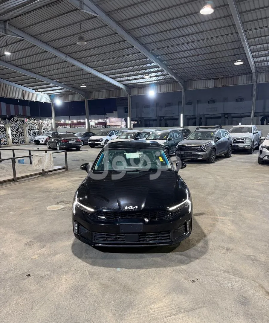 Kia K5 2027, Mid Option, Panoramic Roof - Jeddah