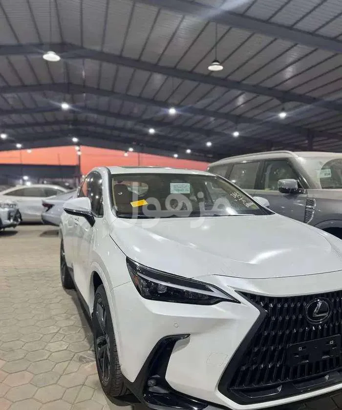لكزس NX350 2026 توربو 275 حصان دفع رباعي - جدة - رقم الإعلان 92B538
