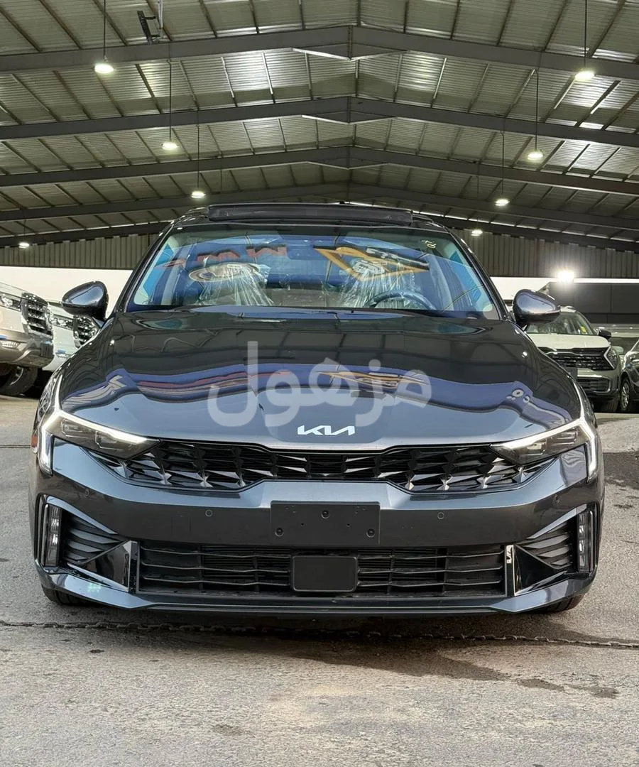 Kia K5 2026, Mid Option, Screen, Camera, Sensors - Jeddah