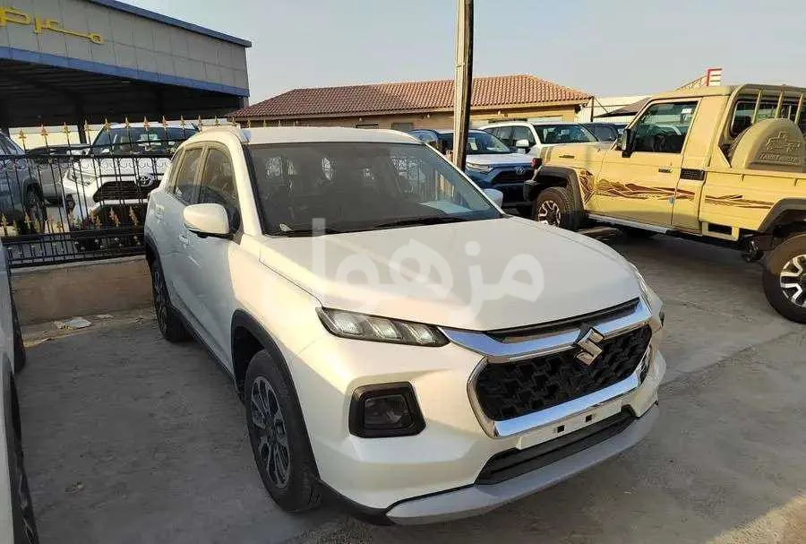 Used 2025 Suzuki Grand Vitara 1.5, GCC specs.