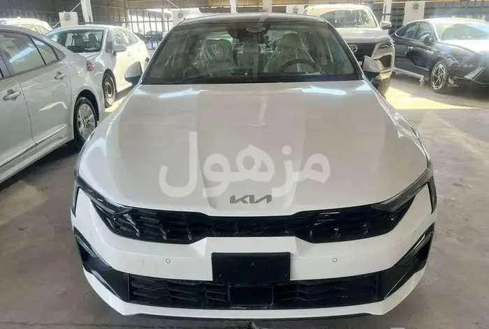 We have all types of Kia K5, dealer gearbox 2026