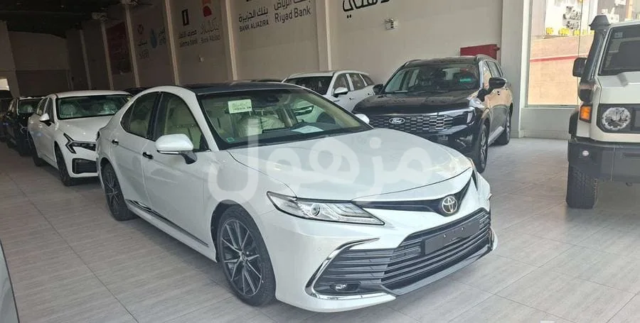 Toyota Camry 2021 Limited Full Option Brand New - Al Khobar