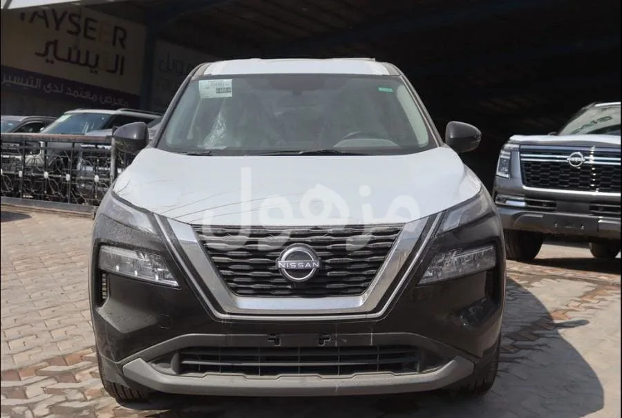 Nissan X Trail 2026 Standard 7 Seats Screen Rear Camera - Dammam
