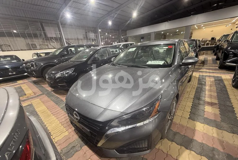 Nissan Altima SV mid option 2026 model cash and installments