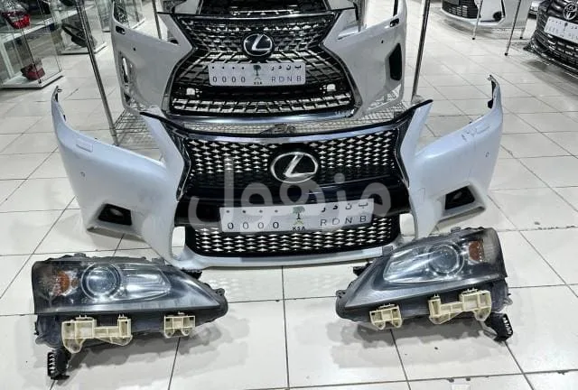واجهيه لكزس GS350 F موديل 2015 ابيض لؤلؤي