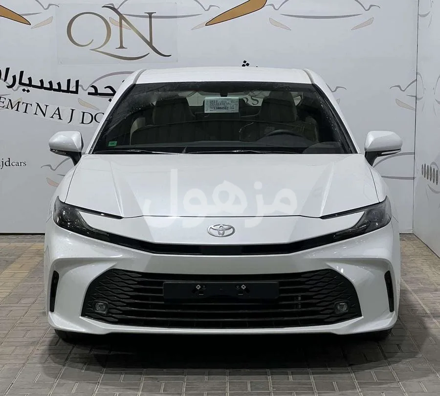 تويوتا كامري E 2026 جديد اوتوماتيك بنزين - الرياض