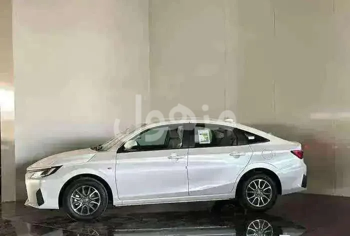 Toyota Yaris 2026, New, Adaptive Cruise, Parking Sensors - Jeddah